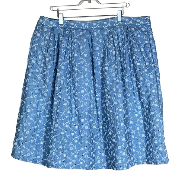 Unique Vintage Dresses & Skirts - Unique Vintage Chambray Floral Denim Eyelet Jayne Swing Skirt Size 4X NWT